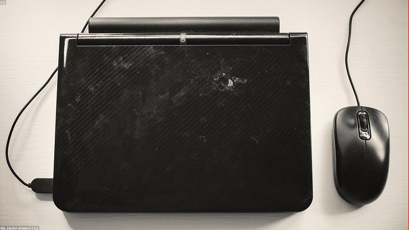 推特官网产品多端同步与全球分发能力展示